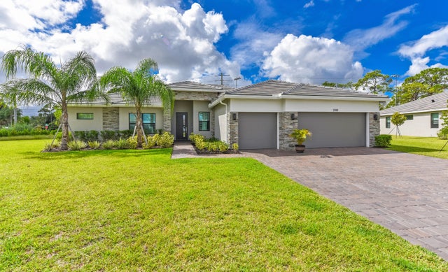 2 of 33 - 1380 Sw Lago Circle, Palm City, FL