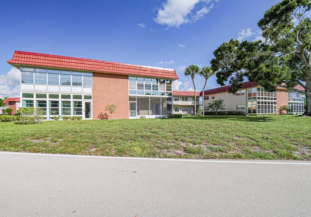2 of 30 - 43 Woodland Drive #205, Vero Beach, FL