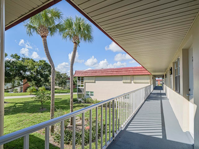 4 of 30 - 43 Woodland Drive #205, Vero Beach, FL