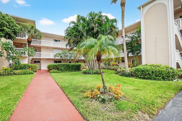 1 of 60 - 2856 S Garden Drive #310, Lake Worth, FL