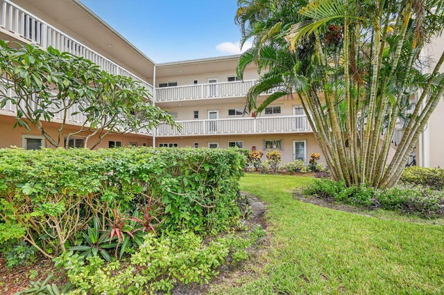 2 of 60 - 2856 S Garden Drive #310, Lake Worth, FL