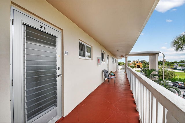 3 of 60 - 2856 S Garden Drive #310, Lake Worth, FL
