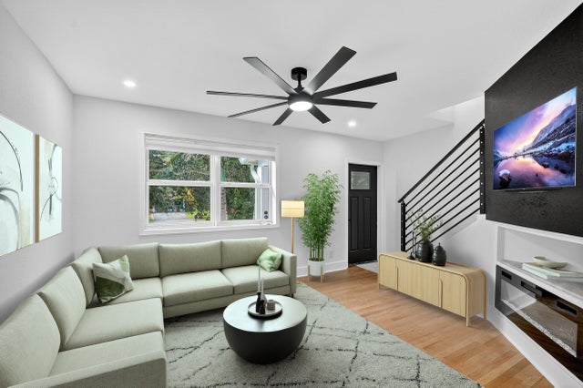 3 of 43 - 711 Ne 8th Avenue, Boynton Beach, FL