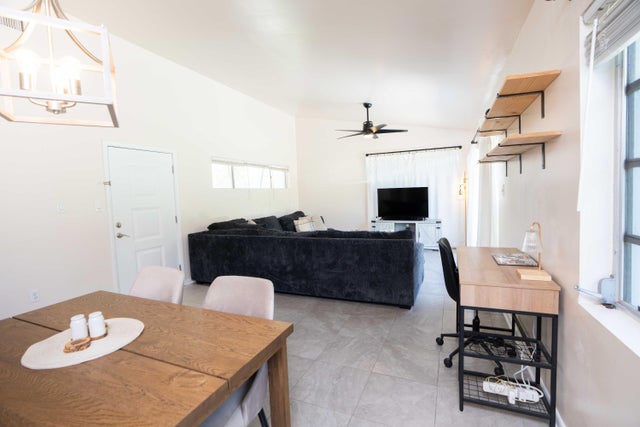 4 of 29 - 1849 Nw Pine Tree Way, Stuart, FL