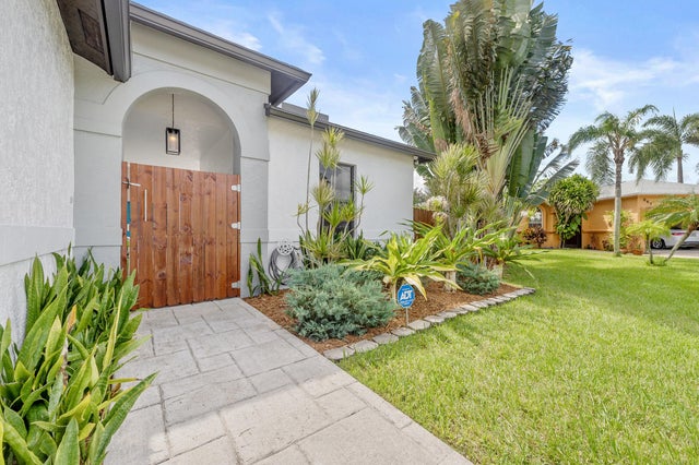 1 of 61 - 855 Carlee Circle, Boynton Beach, FL