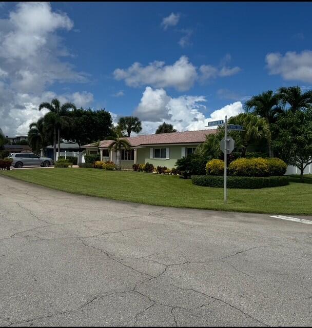 1 of 18 - 1915 Arabian Road W, Lake Clarke Shores, FL
