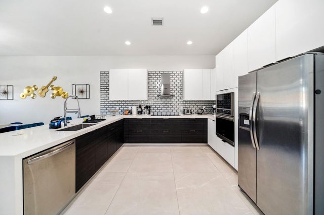 4 of 26 - 3254 Sw 44 Street, Fort Lauderdale, FL