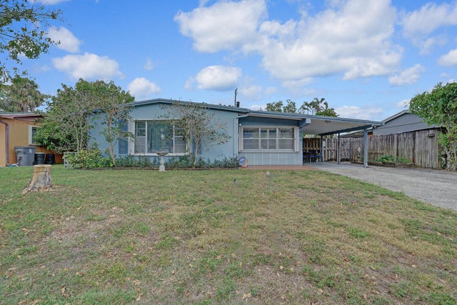 1 of 25 - 864 Caroline Avenue, West Palm Beach, FL