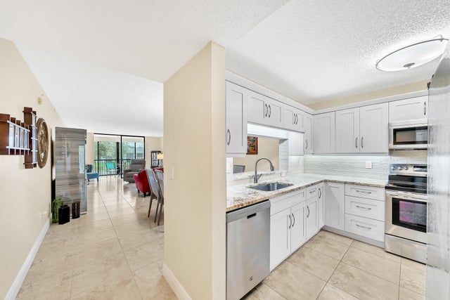 5 of 51 - 15355 Lakes Of Delray Boulevard #212, Delray Beach, FL