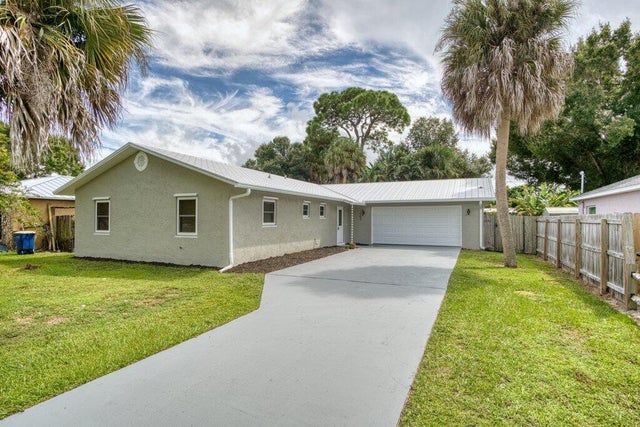 3 of 38 - 1007 Gatewood Avenue, Fort Pierce, FL