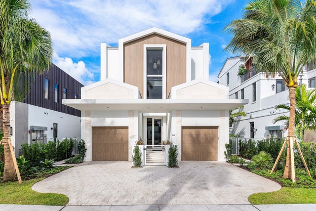 1 of 87 - 812 Palm Trail, Delray Beach, FL