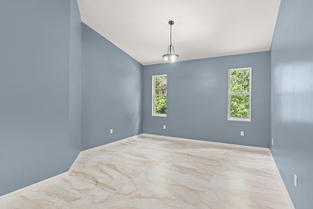 3 of 37 - 8525 64th Avenue, Vero Beach, FL