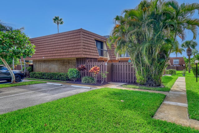 3 of 37 - 825 Center Street #14b, Jupiter, FL