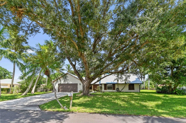 1 of 26 - 9227 Se Gettysburg Court, Hobe Sound, FL