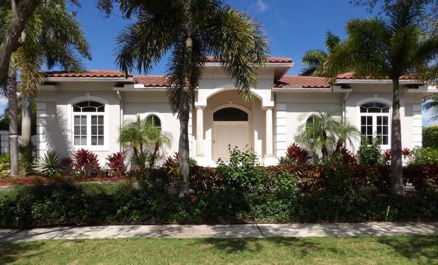 3 of 56 - 3710 Embassy Drive, West Palm Beach, FL