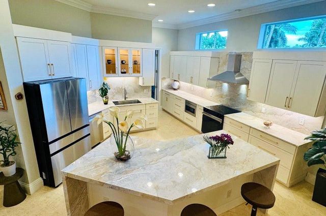 5 of 56 - 3710 Embassy Drive, West Palm Beach, FL