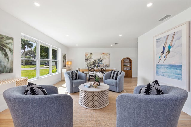 3 of 28 - 9733 Daffodil Circle S, Palm Beach Gardens, FL
