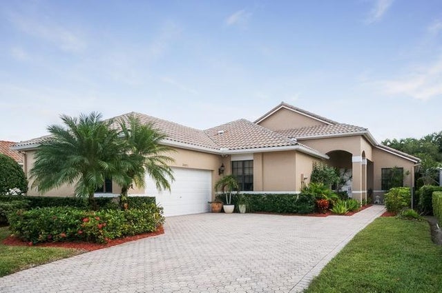 1 of 48 - 10091 Dover Carriage Lane, Lake Worth, FL