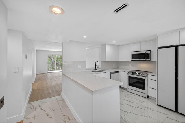 1 of 111 - 14375 Strathmore Lane #303, Delray Beach, FL
