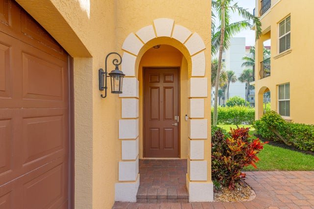 5 of 56 - 112 Ocean Bay Drive W, Jensen Beach, FL