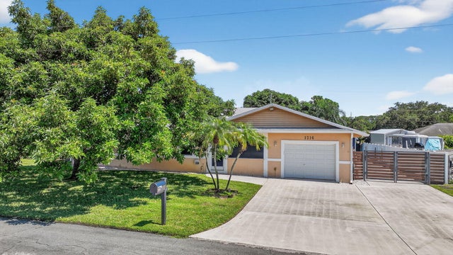 4 of 63 - 1216 Nw 8th Court, Boynton Beach, FL