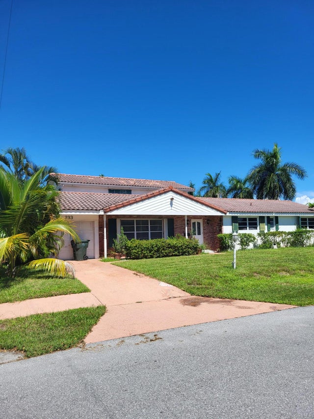 1 of 6 - 233 Ne 11th Street, Boca Raton, FL