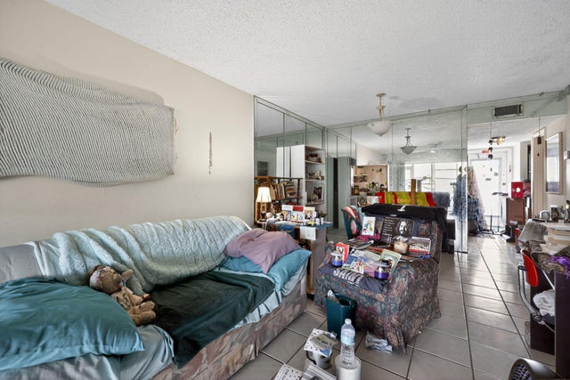 5 of 12 - 100 Lake Meryl Drive #104, West Palm Beach, FL