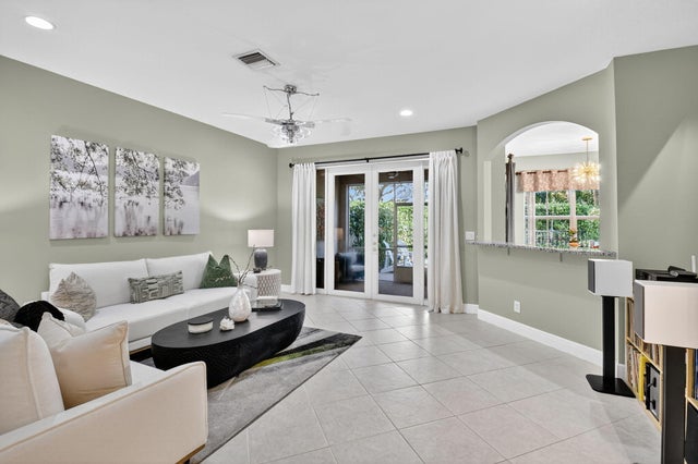 5 of 73 - 124 Las Brisas Circle, Hypoluxo, FL