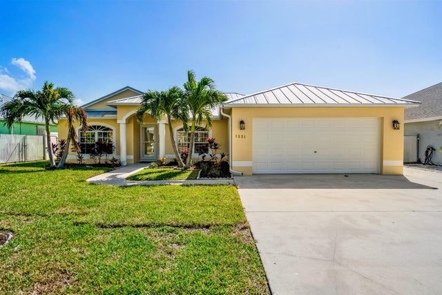 2 of 26 - 1321 Carlton Court, Fort Pierce, FL