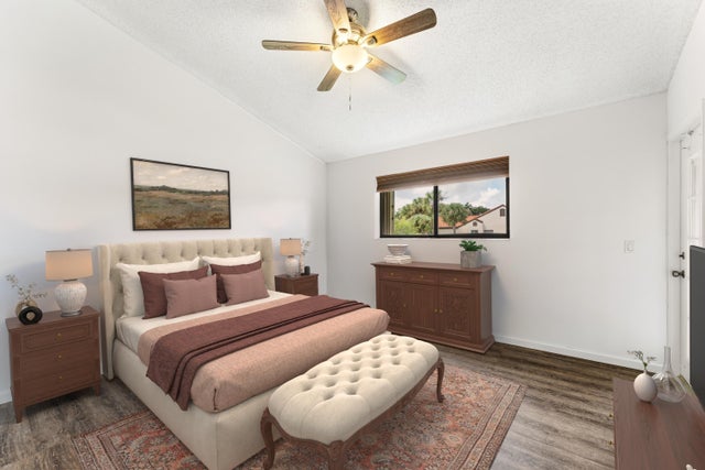 4 of 44 - 18 Via De Casas Sur #205, Boynton Beach, FL