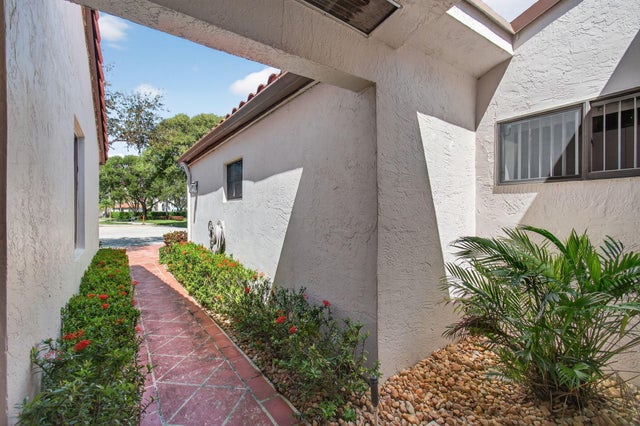 2 of 45 - 6272 Kings Gate Circle, Delray Beach, FL