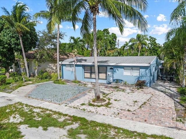 5 of 26 - 3925 Tuskegee Drive, Lake Worth, FL