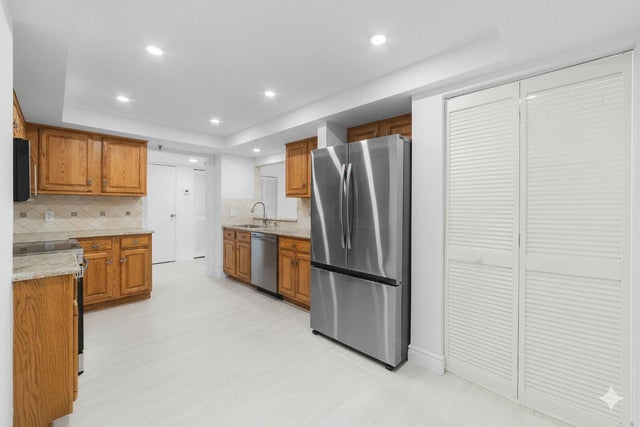 3 of 18 - 5047 N Highway A1a Way N #705, Fort Pierce, FL
