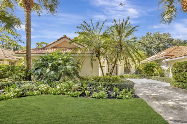 2 of 59 - 229 E Tall Oaks Circle, Palm Beach Gardens, FL