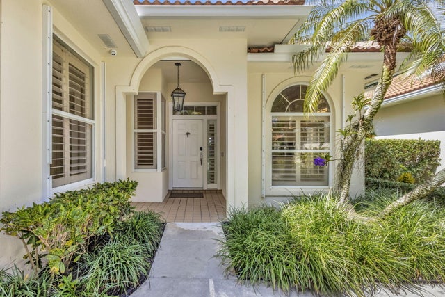 4 of 59 - 229 E Tall Oaks Circle, Palm Beach Gardens, FL