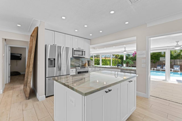 4 of 32 - 1430 Se 12th Avenue, Deerfield Beach, FL