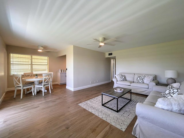 2 of 60 - 620 Horizons W #201, Boynton Beach, FL
