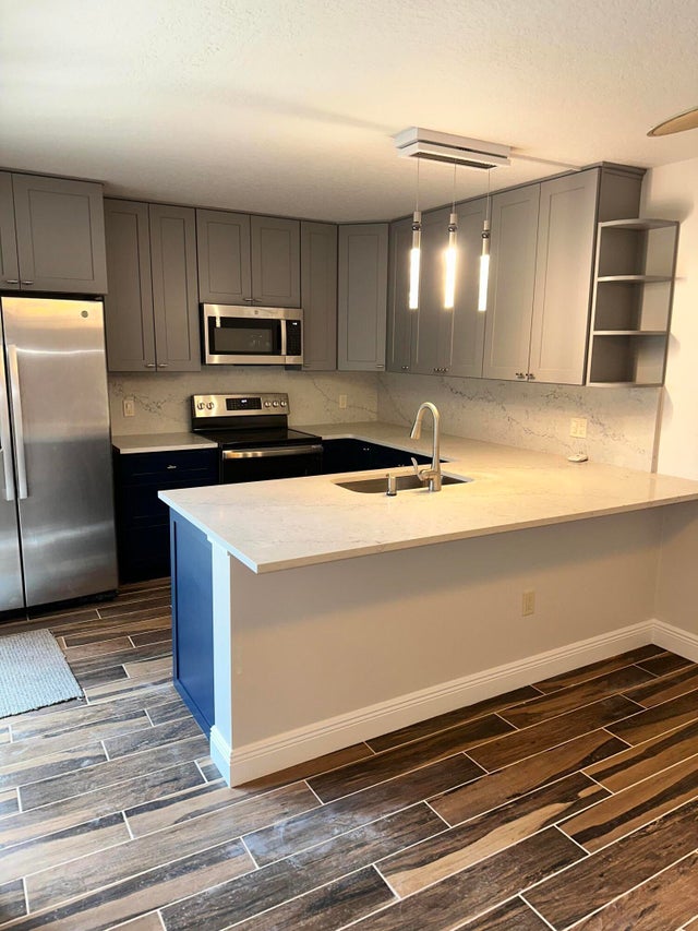 1 of 28 - 2324 23rd Court #55d, Jupiter, FL