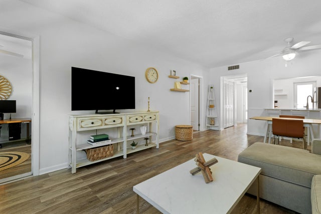 4 of 50 - 1481 S Ocean #208e, Lauderdale By The Sea, FL