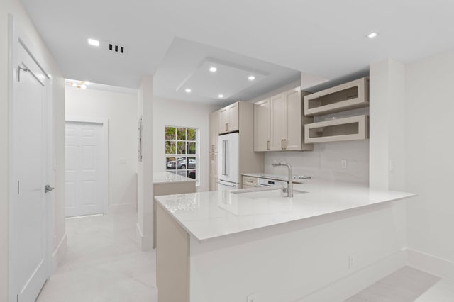 5 of 47 - 946 Kokomo Key Lane, Delray Beach, FL