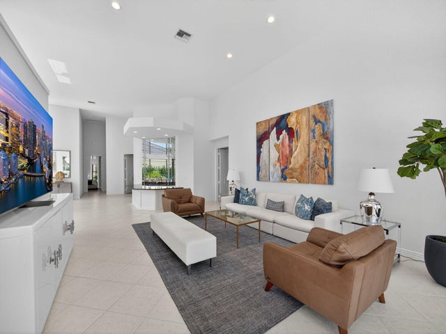 5 of 41 - 154 Windward Drive, Palm Beach Gardens, FL