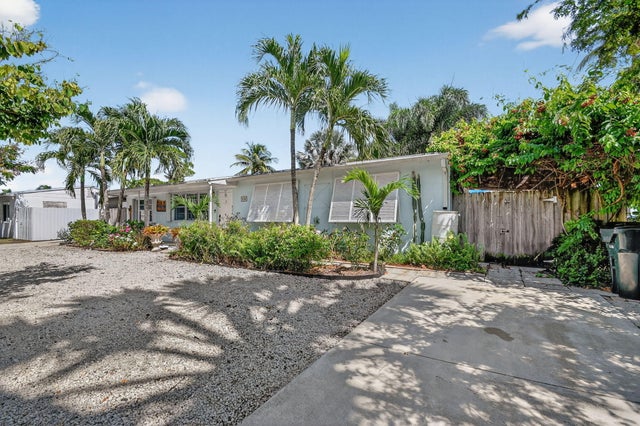 1 of 51 - 826 Snowden Drive, Lake Worth Beach, FL