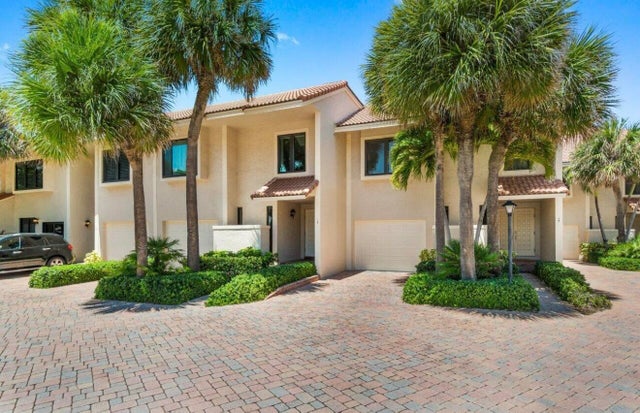 3 of 50 - 6711 N Ocean Boulevard #13, Ocean Ridge, FL