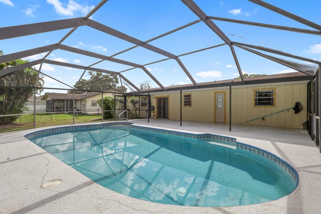 1 of 22 - 1001 Sw Romaine Lane, Port Saint Lucie, FL