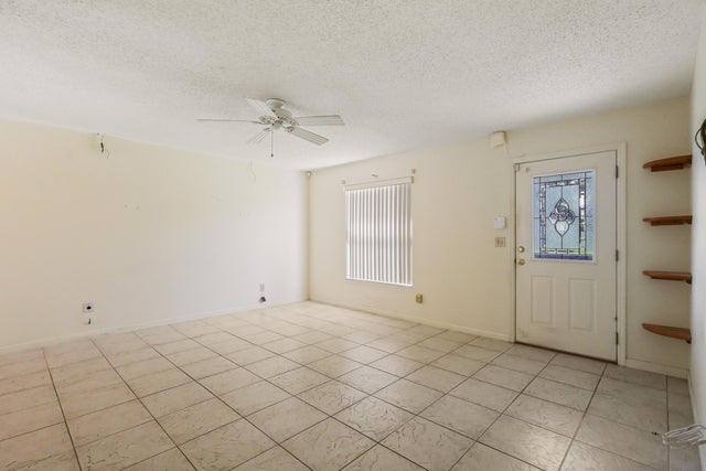 3 of 22 - 1001 Sw Romaine Lane, Port Saint Lucie, FL