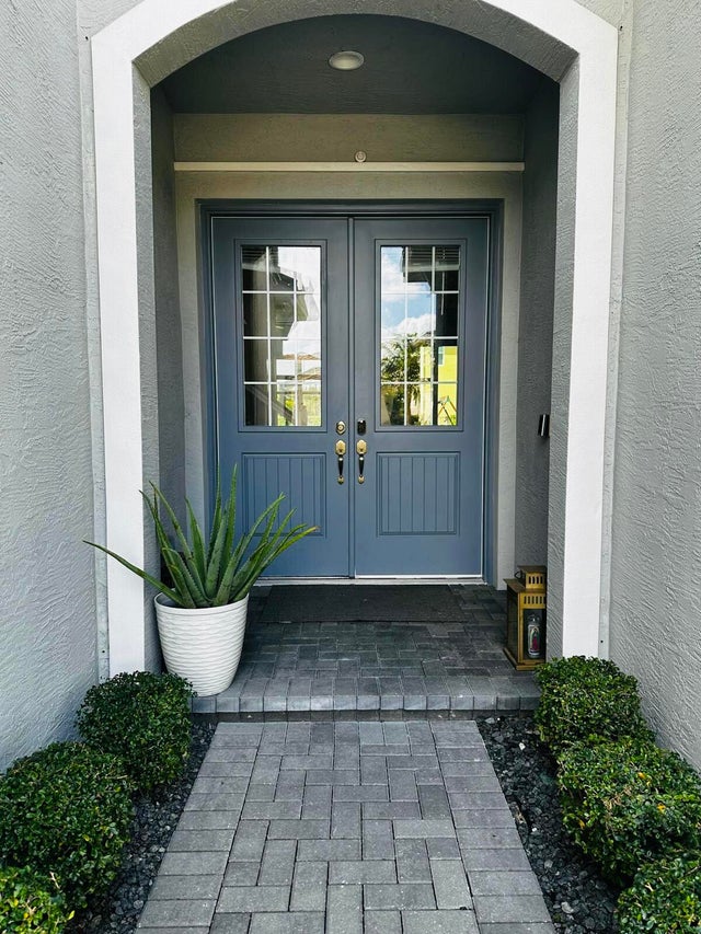 3 of 28 - 15859 Goldfinch Circle, The Acreage, FL