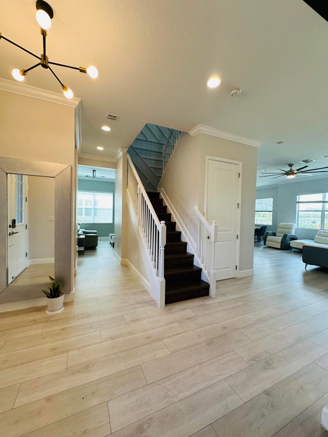 5 of 28 - 15859 Goldfinch Circle, The Acreage, FL
