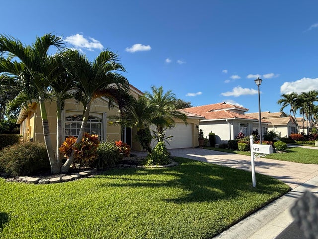 1 of 25 - 5820 Royal Club Drive, Boynton Beach, FL