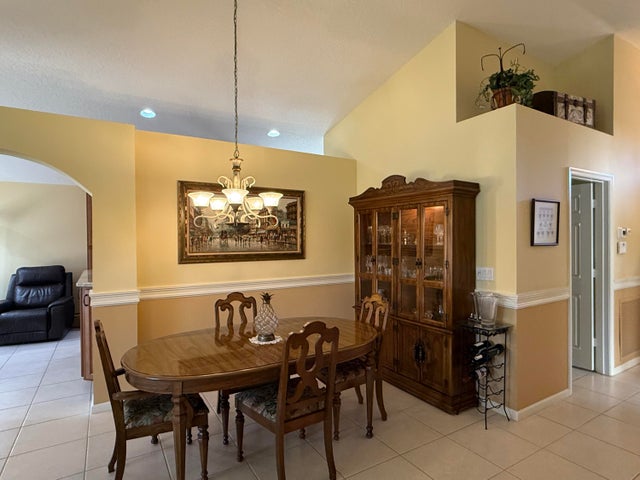 5 of 25 - 5820 Royal Club Drive, Boynton Beach, FL