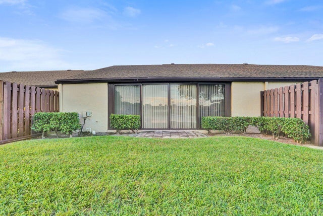 2 of 46 - 633 Sea Pine Way #h, Greenacres, FL